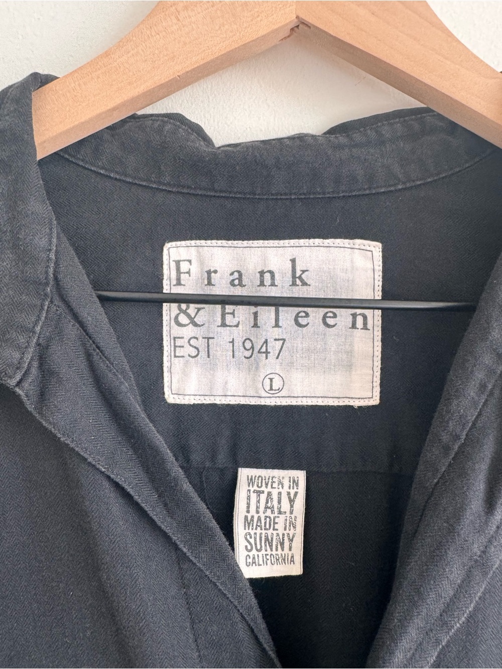 Frank & Eileen | 100% Italian Cotton Grayson Button-Down Shirt in Black ~ Large - Picture 5 of 8